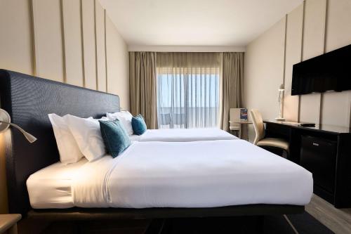 Tryp Lisboa Caparica Mar - image 2