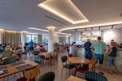 Étterem, Hotel Dior Kruje in Kruje