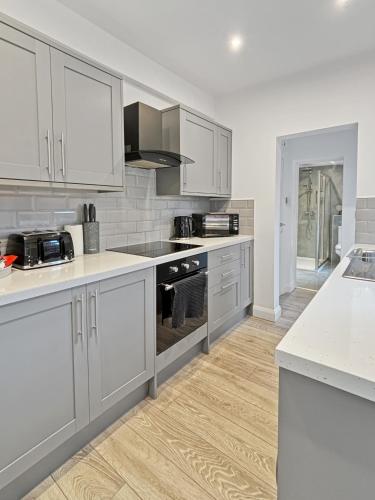 Køkken, Hus i Grantham Springfield på  m². Soveværelser: 1. Private badeværelser: 1. (A6 Sleeps 4 - Modern Apartment - Central location ) in Grantham