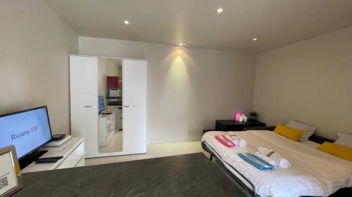 Studio Suquet Near Palais Et Plages
