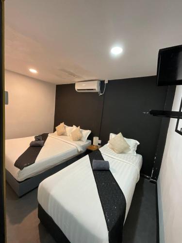 The sky inn The sky inn