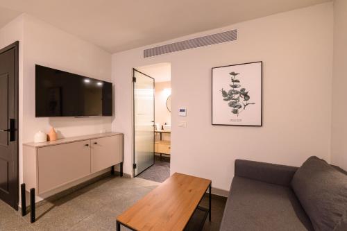 Rokah Luxury Villa at Ramat HaHayal