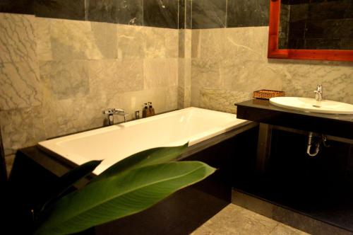 Villa Orchid Garden Riverside Hoi An, Hội An (photo 7)