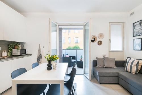 Easylife - Milano - Niccolini 37 - Moscova, Milán