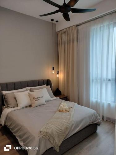 A cozy 2-bedroom A cozy 2-bedroom