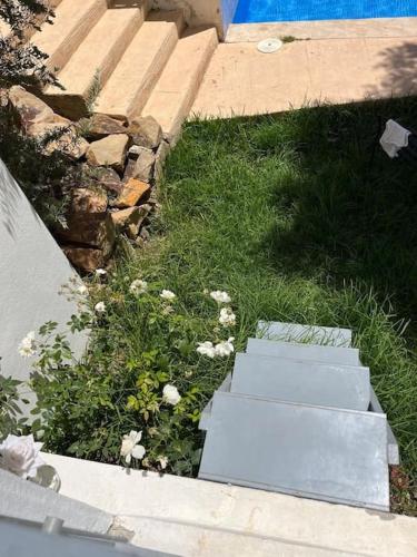 Garden, relax house in Mnar