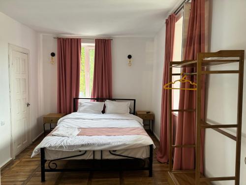 1 double bed