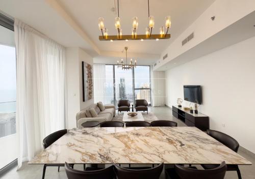 Splendid 3BR in Stella Maris,Sea View,Dubai Marina, Dubai