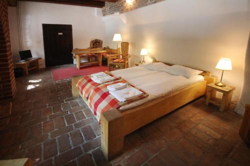 1 queen bed
