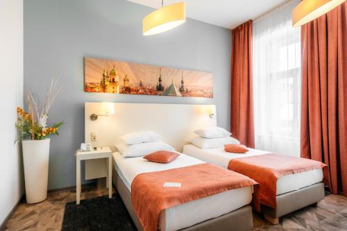 Deluxe Double Room image 4
