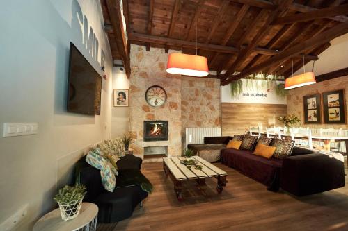 Entreacebedas rural&vacaciones, alojamientos con jardin PRIVADO, barbacoa y chimeneas - Espirdo
