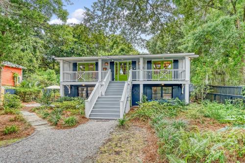 209 W Indian Cabin By The Sea in Folly Beach, USA