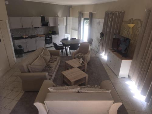 Großes Familienapartment über 2 Etagen mit Weitblick in die Natur (Großes Familienapartment uber 2 Etagen mit Weitblick in die Natur) in Neu Gaarz