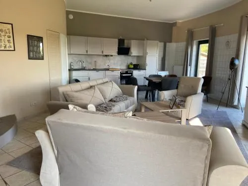 Großes Familienapartment über 2 Etagen mit Weitblick in die Natur in Neu Gaarz, Deutschland