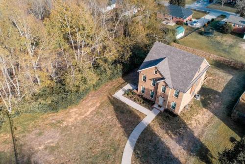 The Retreat Modern 2bed 2.5bath in Springhila (TN)