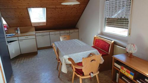 廚房, Ferienwohnung in Ländliche Gegend die zum Verweilen einlädt (Ferienwohnung in Landliche Gegend die zum Verweilen einladt) in 瓦亨羅特