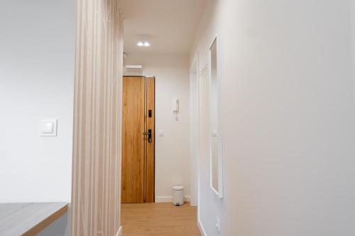 مدخل, Boho Stag Apartments - 2 osobne pokoje z pelnym aneksem kuchennym jak w domu- 36m2 - Karkonosze - Be in Zabobrze