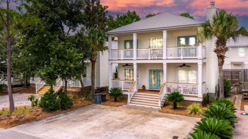 BMB - The Turquoise Turtle in Santa Rosa Beach, USA