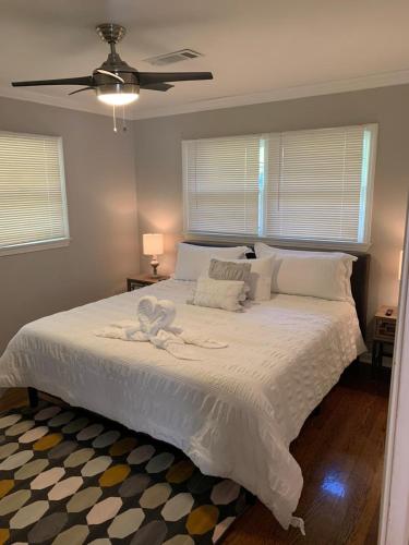 Elegant 4BDR Atlanta Home Perfect for Families in Stone Mountain, USA