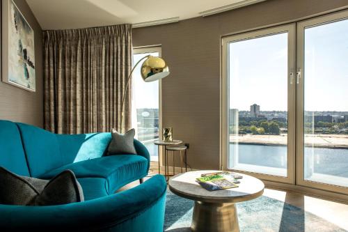 DoubleTree By Hilton London Excel - image 13