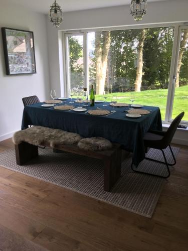 外部景觀, St Vincents in 金尤西