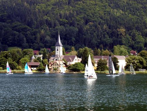 Ferienwohnungen Steger in Bodensdorf