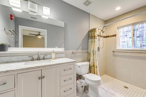 Lutz Home about 14 Mi to Downtown Tampa Lutz Home about 14 Mi to Downtown Tampa