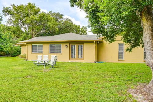 Lutz Home about 14 Mi to Downtown Tampa Lutz Home about 14 Mi to Downtown Tampa