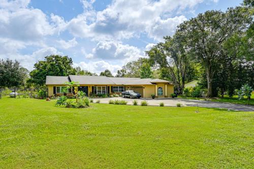 Lutz Home about 14 Mi to Downtown Tampa Lutz Home about 14 Mi to Downtown Tampa