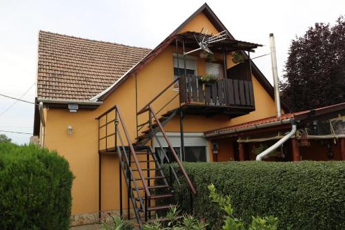 Szalakóta Apartman (Szalakota Apartman) in Hortobágy
