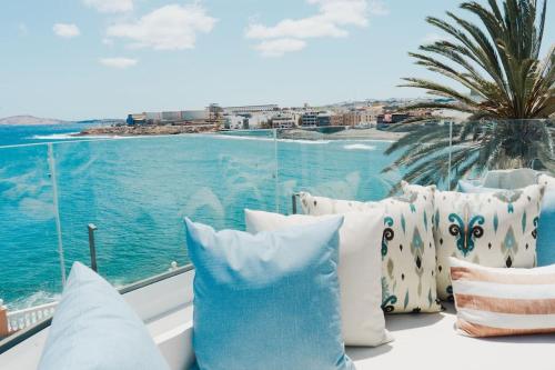 CASA ESPERANZA *Family Home Over the Sea* in Egyéb