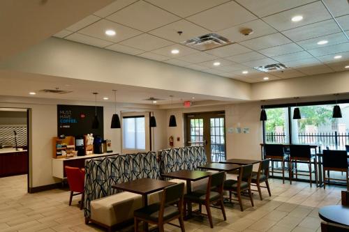 Holiday Inn Express Hotel & Suites Jackson - Flowood By IHG - 숙소 외관