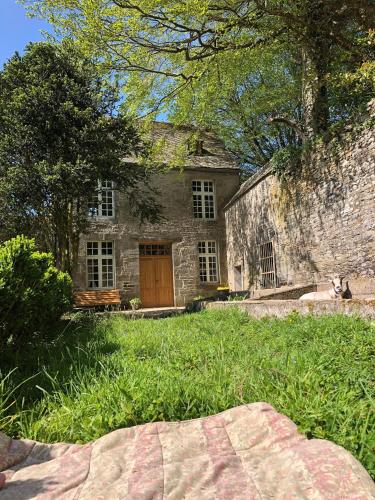 Viesnīcas āriene, Garden Cottage Kervolongar in Garlan
