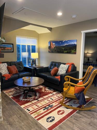 Cozy, Cottage Get-away with hot tub and views in Cascade-Chipita Park, USA