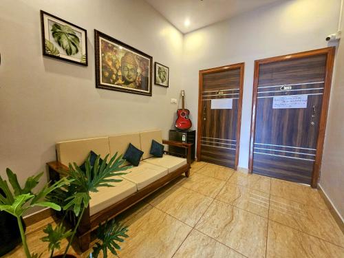 A szálláshely kívülről, Beedu Hostel in Gokulam