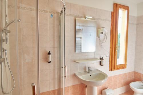 Triple Room image 10