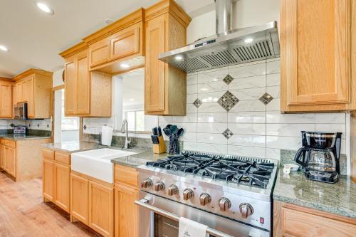 Millsap Home on 150 Acres with Trails Pet-Friendly! in Millsap, USA