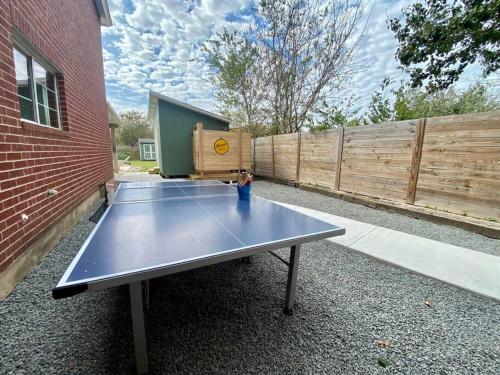 Amazing House with Pool, Arcade, Hot Tub and More - Accomodates 16 guests Amazing House with Pool, Arcade, Hot Tub and More - Accomodates 16 guests