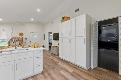 Freebird Cottage - Minutes from Downtown and Beach in St. Augustine, USA