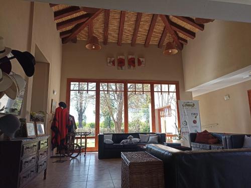 波萨达卡维尔斯葡萄酒农场酒店