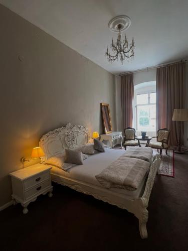 Csaky palace 2 Bratislava - image 5