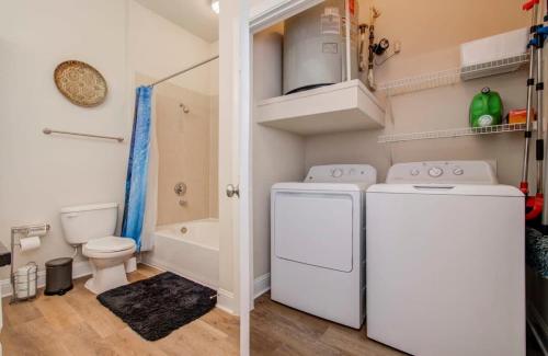 Heart of Houston Pool Gym Amenities Luxury Heart of Houston Pool Gym Amenities Luxury