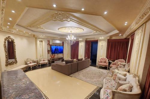 Luxury 2BH with full Cairo Nile view in 무한디신/도키