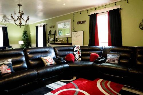 Létesítmények, Rustic Elegant 6Bed 4Bath Home Great For Groups in Hearne (Texas)