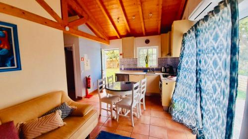 Mountain View 2 Bedroom Chalet · Carrascal