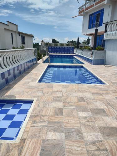 Swimming pool, Hotel Maranta in Oriente