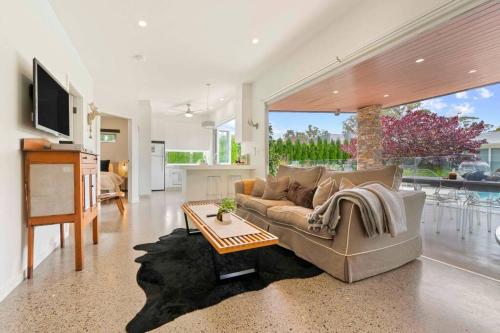 Modern Luxuries Guesthouse in Berowra