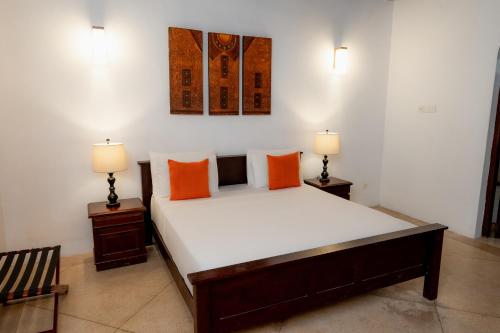 Deluxe Double Room image 10