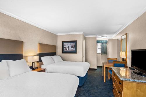 Best Western University Lodge - main image