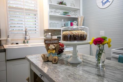 Ms Bunnys Bungalow in Fredericksburg, USA